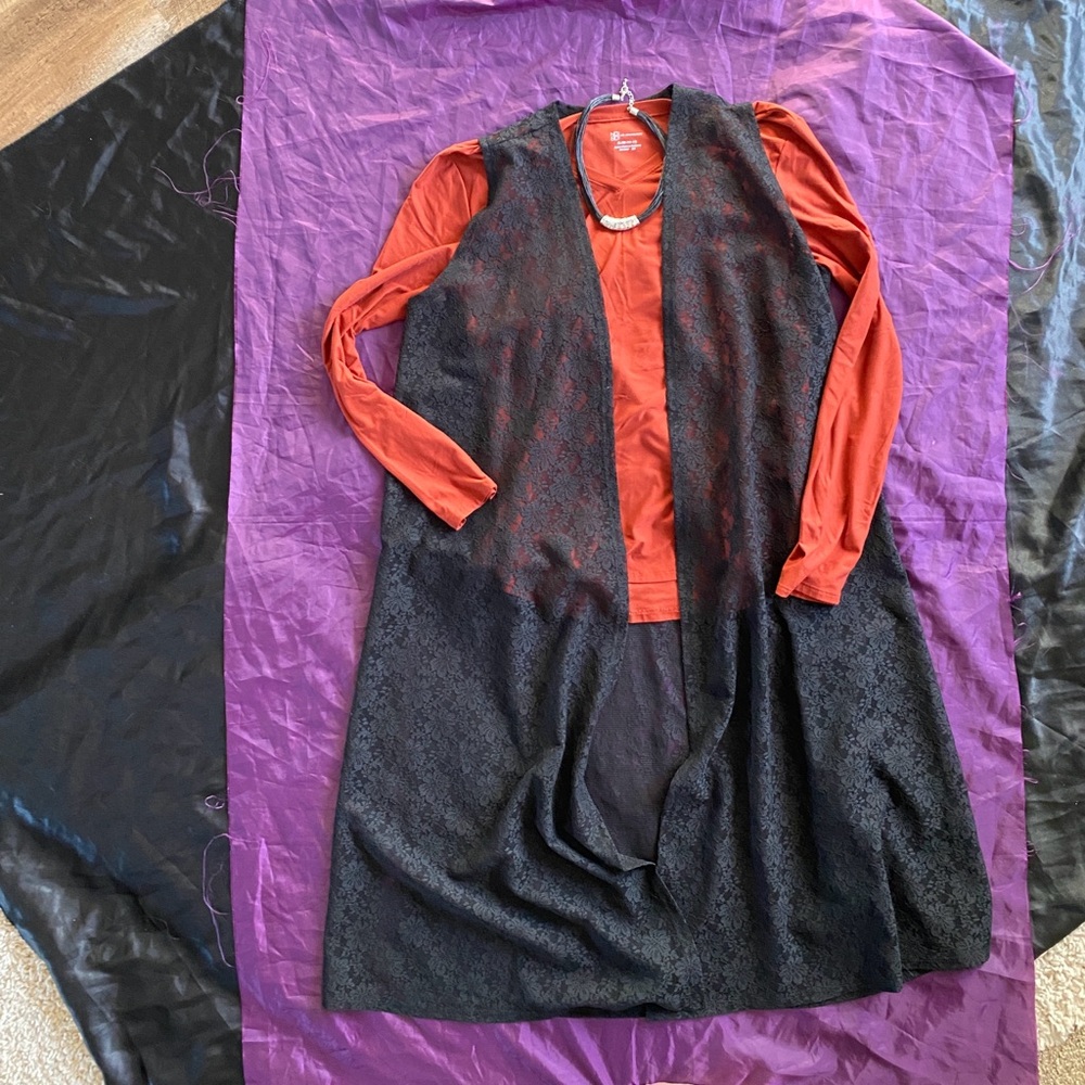 🔥3/$25- LuLaRoe Black Lace Overlay